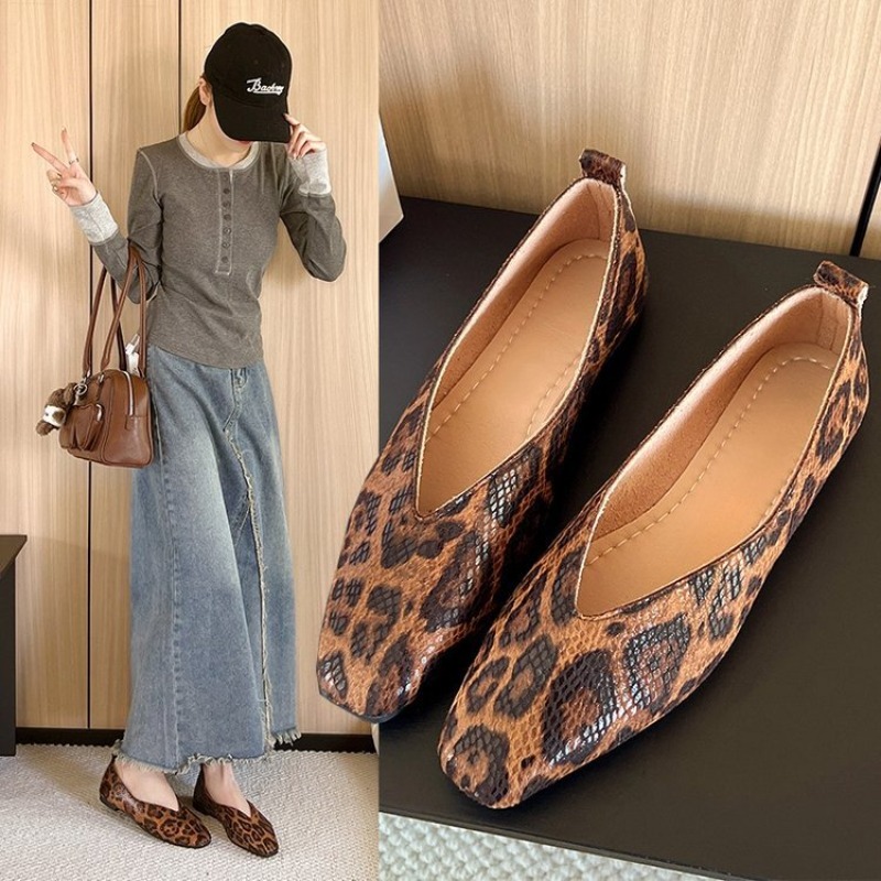 รองเท้าผู้หญิงแบบสวม หนังลายงู - Leatherwork Patterns Free บทวิจารณ์และราคา